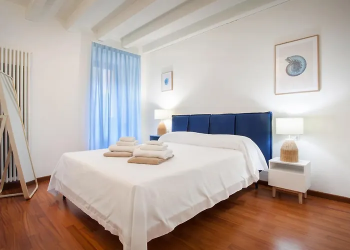 Turchese With Pool Διαμέρισμα Torri Del Benaco